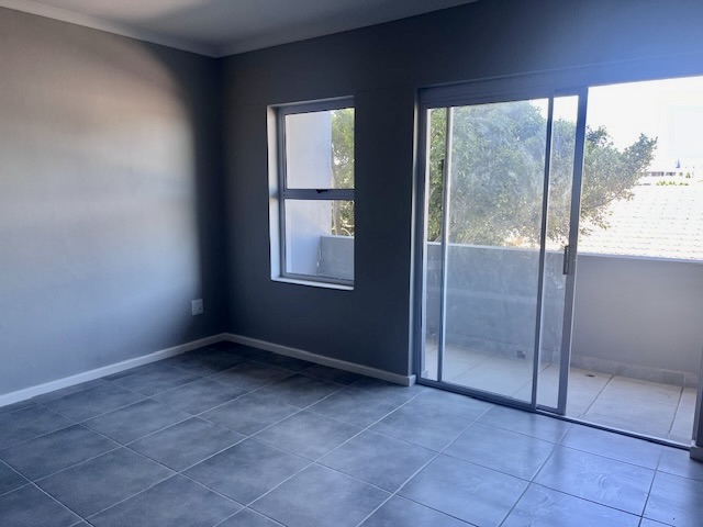 1 Bedroom Property for Sale in Table View Western Cape